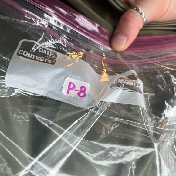 Abercrombie & Fitch | women faux leather 90’s relaxed highrise - Picture 3 of 11